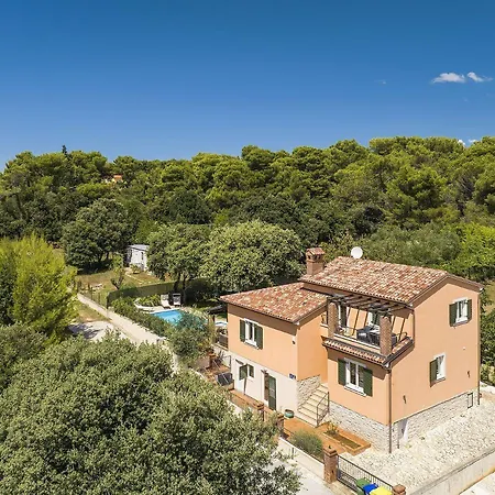 Mit Beheiztem Privatpool, Bbq, Darts Nyaraló *