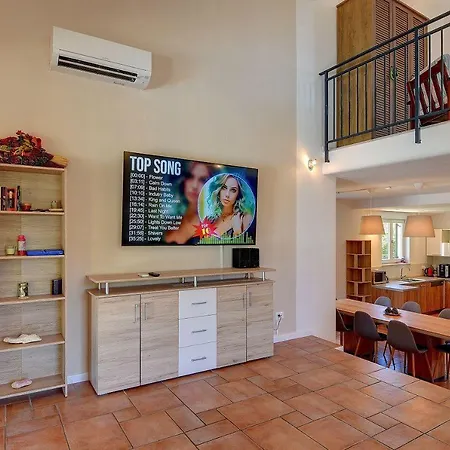 Mit Beheiztem Privatpool, Bbq, Darts 別荘 *