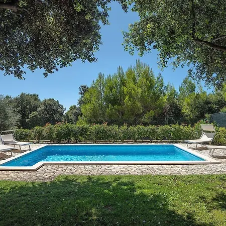 Mit Beheiztem Privatpool, Bbq, Darts