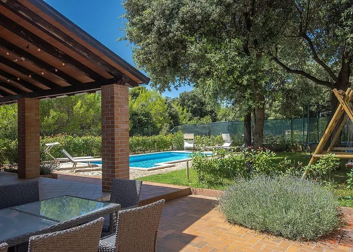 Vakantiehuis Mit Beheiztem Privatpool, Bbq, Darts *